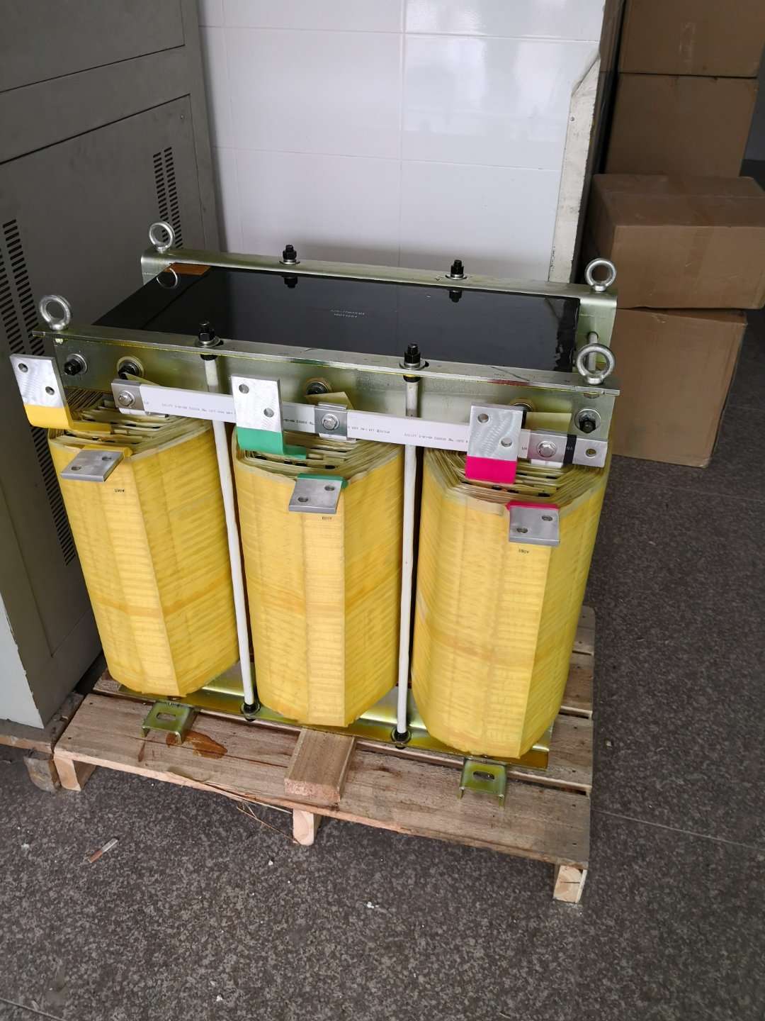 ���ܱ�ѹ��